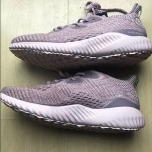 Adidas Alpha Bounce Tan/Taupe 5 1/2